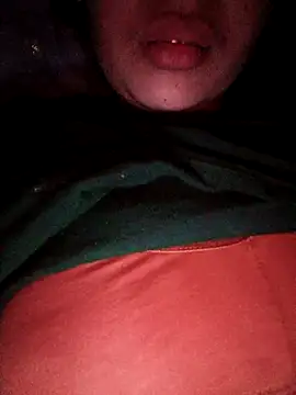 Snapshot of hottyrose69 chatting on 12/03/25, 02:27 hottyrose69 online show from 12/03/25, 02:27