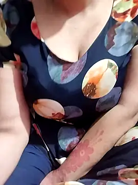 hottyrose69 online show from 03/25/26, 04:17