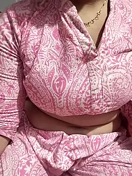 hottyrose69 online show from 03/18/26, 03:42