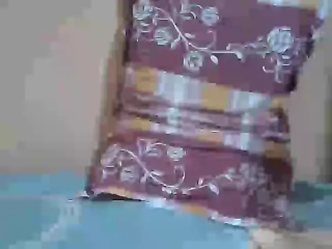 devarapq1478 online show from 12/05/25, 12:54