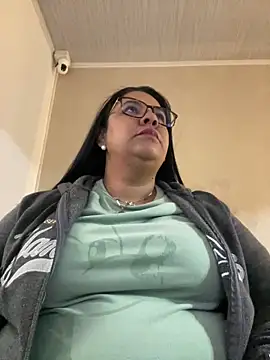 Carameloswing1 online show from 02/04/26, 12:22