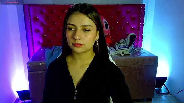 Diamond juliana online show from 04/15/26, 03:23