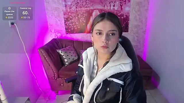 Snapshot of Diamond_juliana chatting on 02/06/26, 03:24 Diamond juliana online show from 02/06/26, 03:24