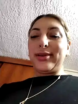 Snapshot of Eve_sol chatting on 12/18/25, 09:40 Eve sol online show from 12/18/25, 09:40