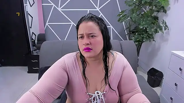 Snapshot of Atena_Glow_ chatting on 02/24/26, 02:45 Atena Glow online show from 02/24/26, 02:45