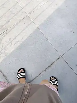 Miky Lyn online show from 02/15/26, 09:08