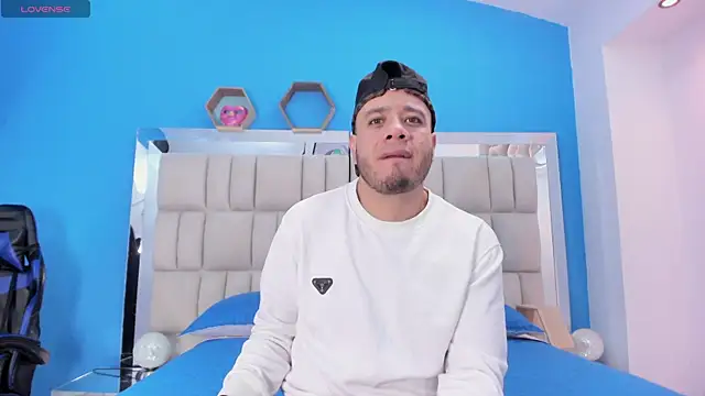 garcia jacob  online show from 12/16/25, 12:42