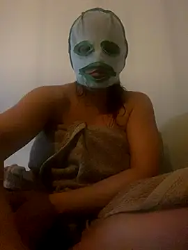 Snapshot of maryhotsexy chatting on 12/14/25, 12:06 maryhotsexy online show from 12/14/25, 12:06