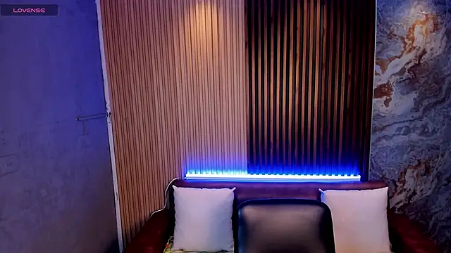 Snapshot of TiffanyHoustton chatting on 02/10/26, 12:15 TiffanyHoustton online show from 02/10/26, 12:15