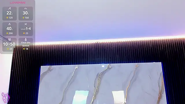 TiffanyHoustton online show from 03/24/26, 12:05