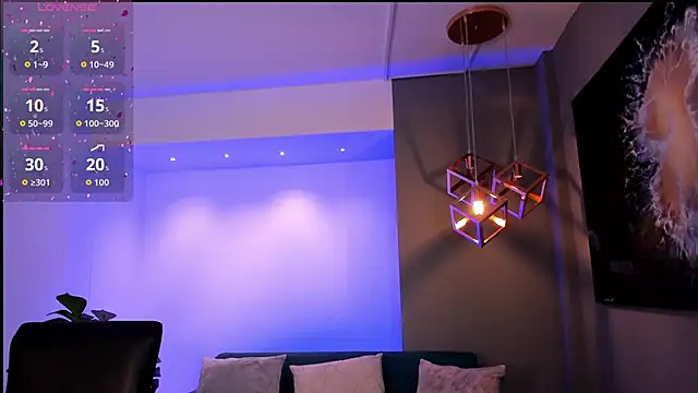 TiffanyHoustton online show from 03/29/26, 12:18