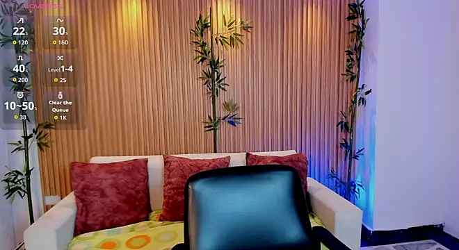 TiffanyHoustton online show from 03/31/26, 11:56