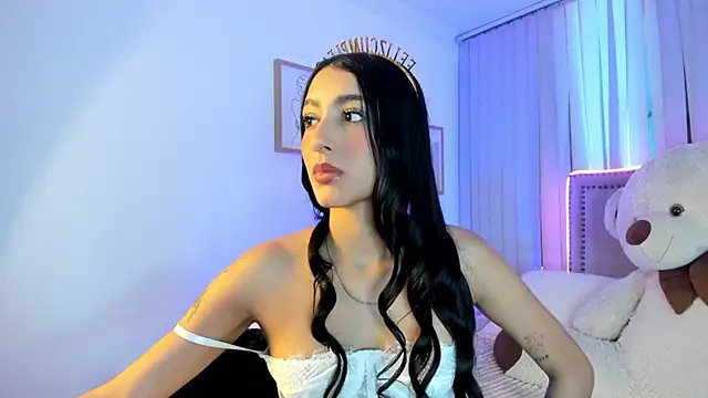 Snapshot of lya__brown chatting on 06/20/26, 11:59 lya brown online show from 06/20/26, 11:59
