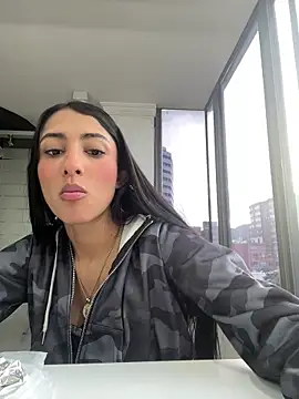 lya  brown online show from 05/22/26, 11:08
