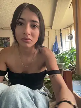 lya  brown online show from 03/23/26, 12:38