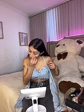 lya  brown online show from 03/25/26, 11:31