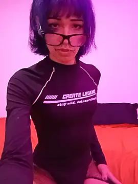 Snapshot of Trixxy_trans chatting on 12/02/25, 03:47 Trixxy trans online show from 12/02/25, 03:47