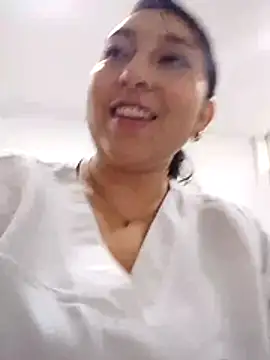 Valeria montana  online show from 02/24/26, 12:39