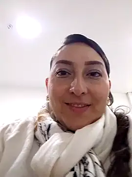 Valeria montana  online show from 02/05/26, 01:51