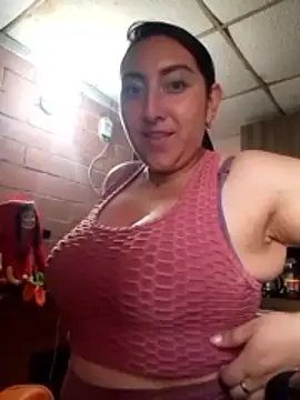 Valeria montana  online show from 03/24/26, 10:32