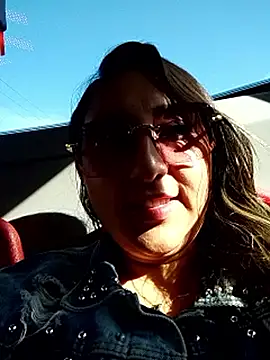 Valeria montana  online show from 01/11/26, 01:29