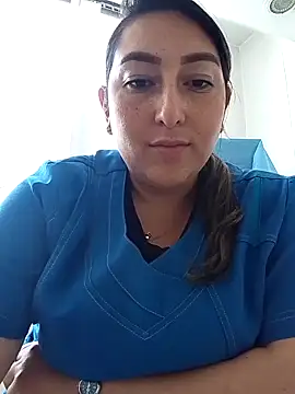 Snapshot of Valeria_montana_ chatting on 12/17/25, 05:29 Valeria montana online show from 12/17/25, 05:29