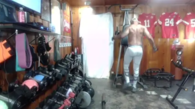 Black-Silver-Fox online show from 04/06/26, 07:59