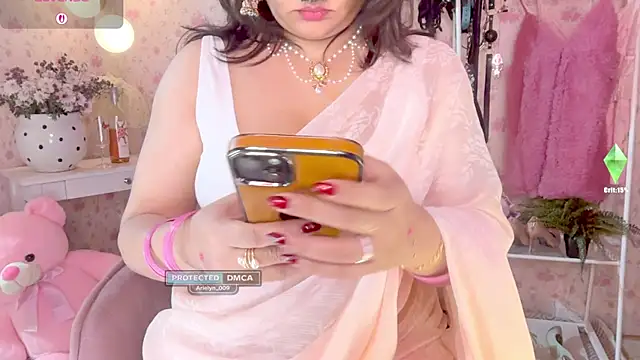 Arielyn 009 online show from 02/24/26, 01:01