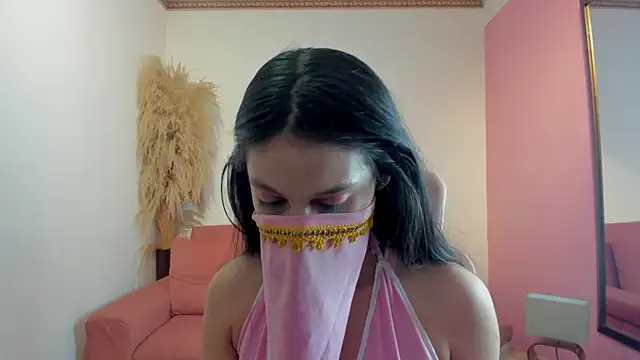 AdrianaTorres  online show from 04/23/26, 07:37