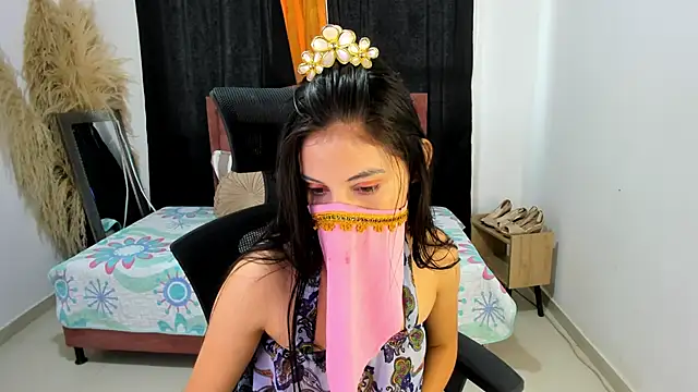 AdrianaTorres  online show from 01/08/26, 02:23