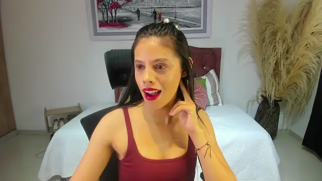 AdrianaTorres  online show from 12/17/25, 01:49