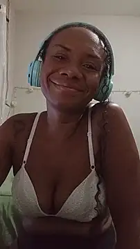 Snapshot of GrethaVianna chatting on 01/08/26, 04:07 GrethaVianna online show from 01/08/26, 04:07