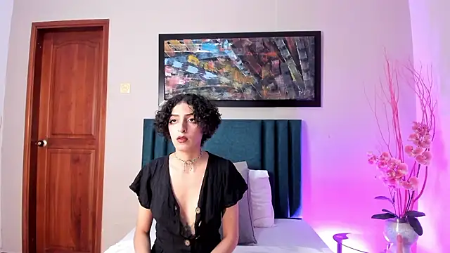 LyraVendrell online show from 01/17/26, 12:09