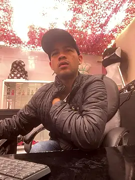 SweeXioji online show from 01/11/26, 02:02