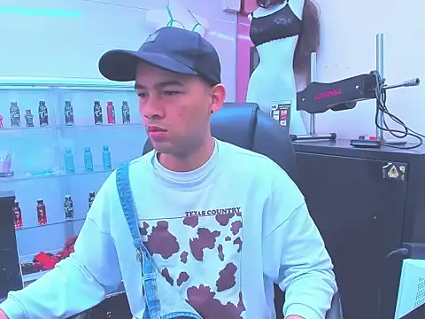 SweeXioji online show from 01/08/26, 01:28