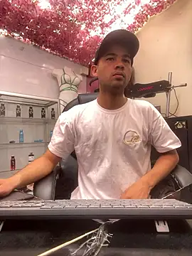 SweeXioji online show from 01/15/26, 04:32