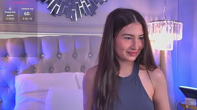 LisaDeviss online show from 04/12/26, 01:03