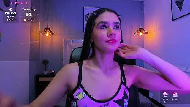 Snapshot of Bell_marinny chatting on 12/14/25, 03:02 Bell marinny online show from 12/14/25, 03:02