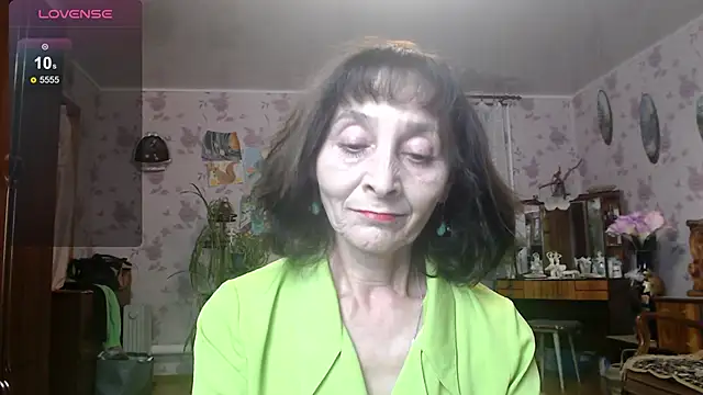 Angelina-Missteria online show from 12/17/25, 04:45