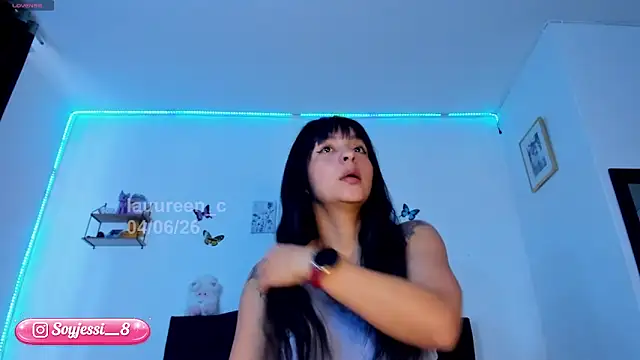 Snapshot of lauureen_c chatting on 06/04/26, 11:37 lauureen c online show from 06/04/26, 11:37