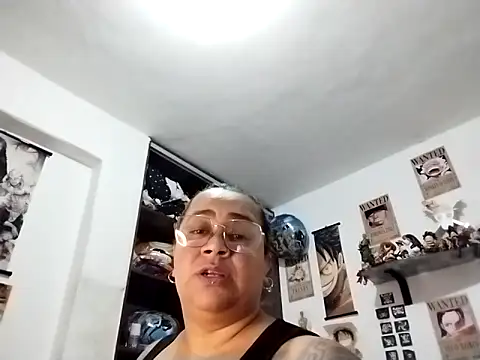 vicky-duarte online show from 05/05/26, 04:59