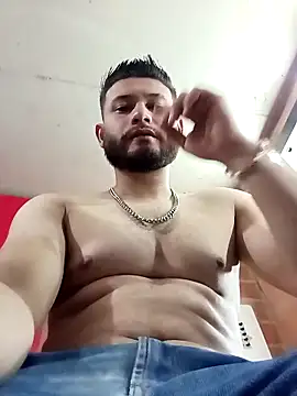 MaxSteel x online show from 12/04/25, 02:54