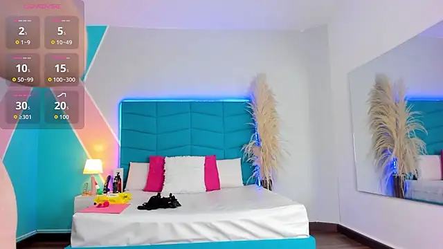  victoria collins  online show from 02/23/26, 07:25