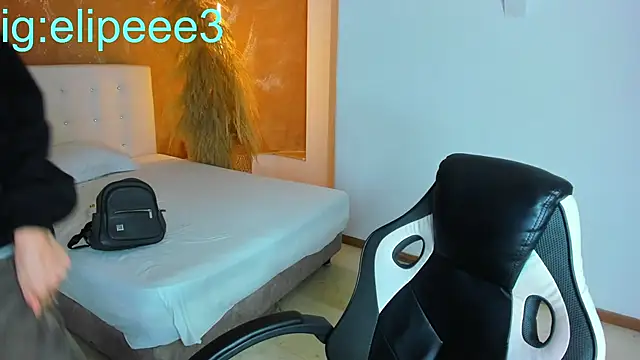 CONNOR STONNE  online show from 03/05/26, 09:11