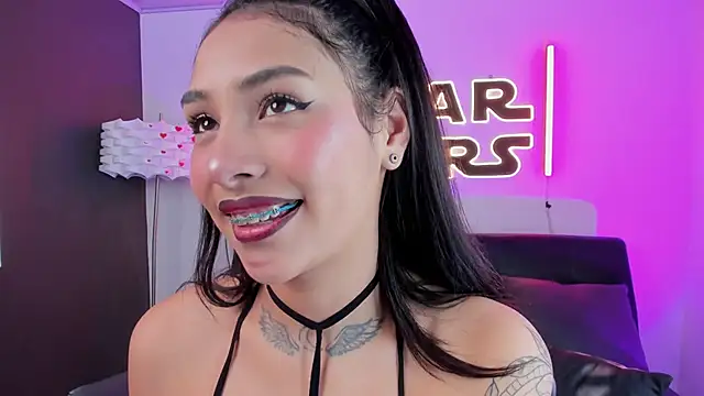 miss monserrat online show from 12/18/25, 06:12