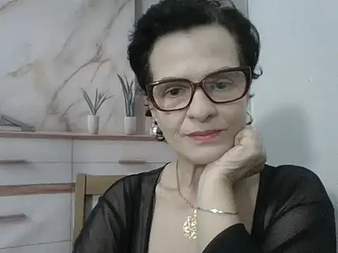 Luna-Hot0802 online show from 12/04/25, 11:53