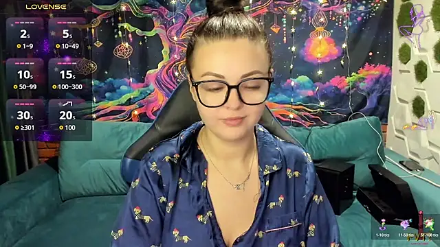 MonicaMoonly online show from 12/16/25, 10:58