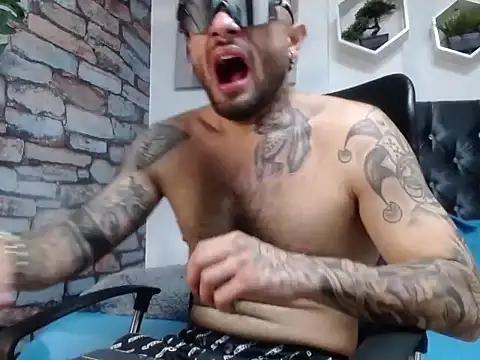 lucky smith1 online show from 12/05/25, 07:34