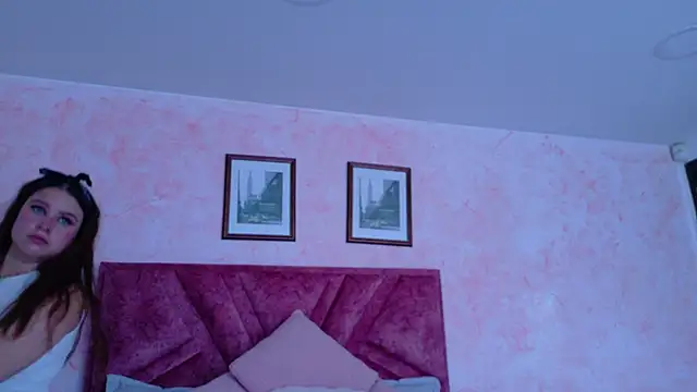 MelaniBeckers online show from 03/24/26, 06:52