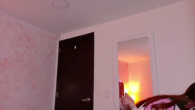 MelaniBeckers online show from 04/23/26, 06:53